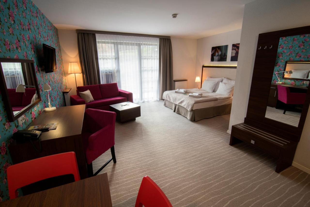 Świeradów-Zdrój Aparthotel Flinski Sport & Spa المظهر الخارجي الصورة